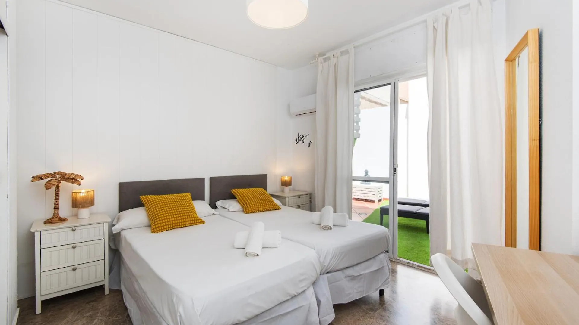 Atarazanas River Road Apartment Málaga 0*,  Spanyolország