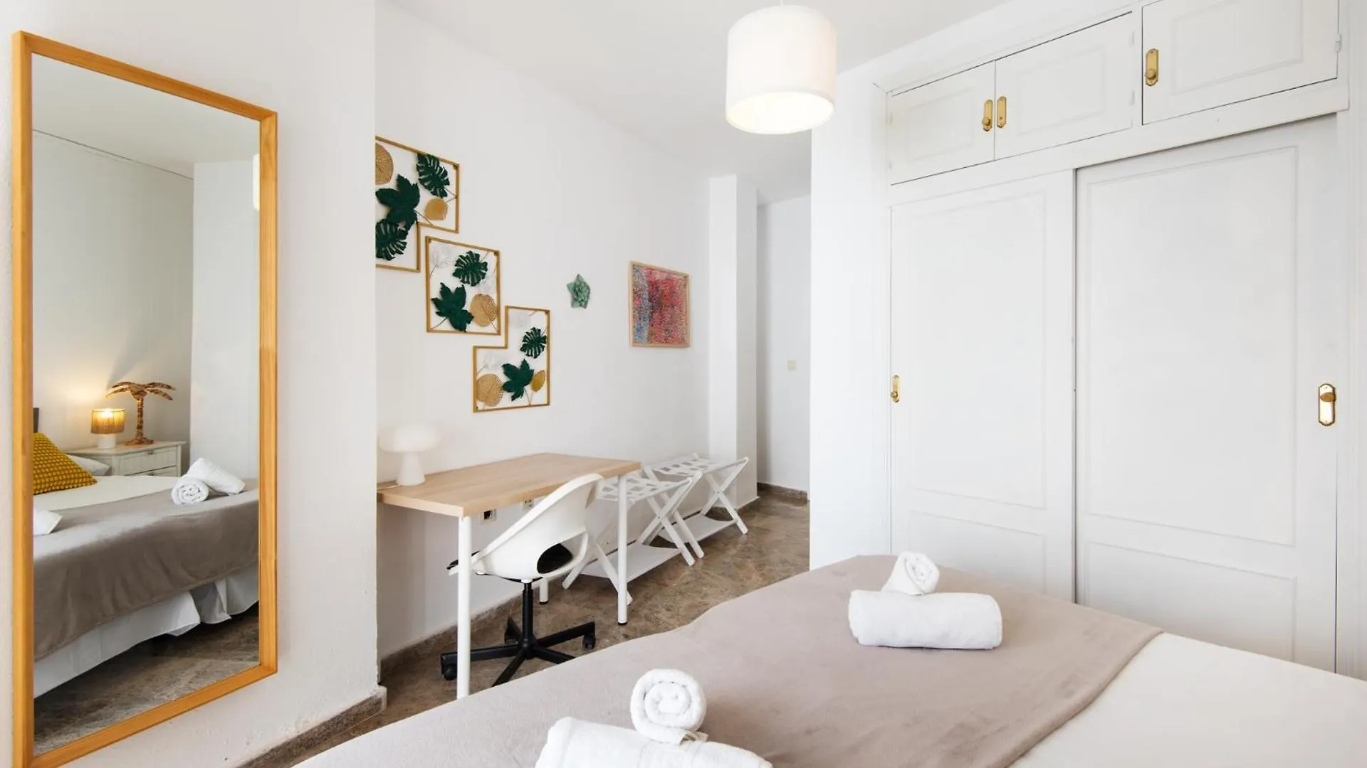 Atarazanas River Road Apartment Málaga 0*,